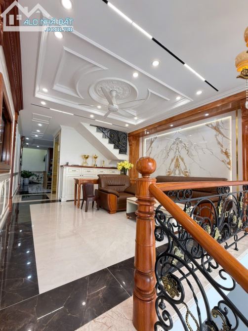 🏡 BÁN NHÀ ĐẸP KHU ĐÔ THỊ CHÍ LINH VŨNG TÀU- CÓ TẦNG HẦM, THANG MÁY, FULL NỘI THẤT - 2